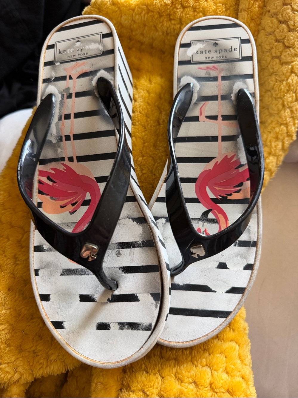 Kate Spade flamingo sandals in good used condition